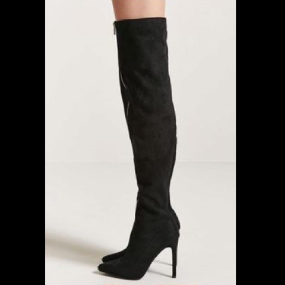 Over the knee boots - Picture 2 of 3
